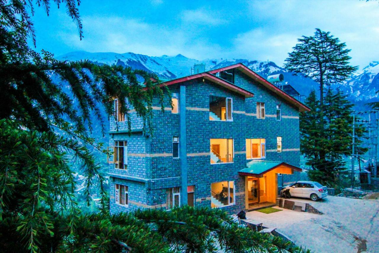 Highq Manali Hotel Bagian luar foto
