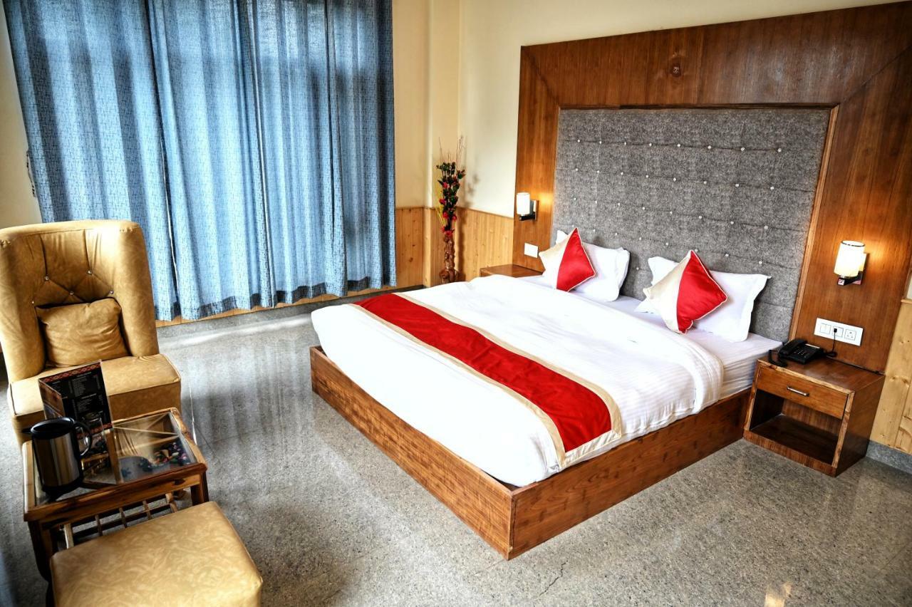 Highq Manali Hotel Bagian luar foto