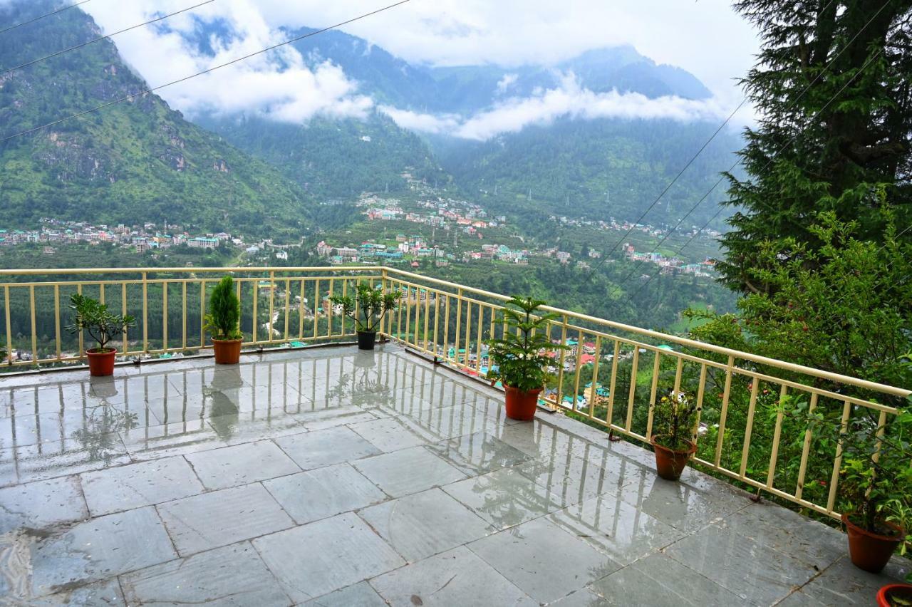 Highq Manali Hotel Bagian luar foto