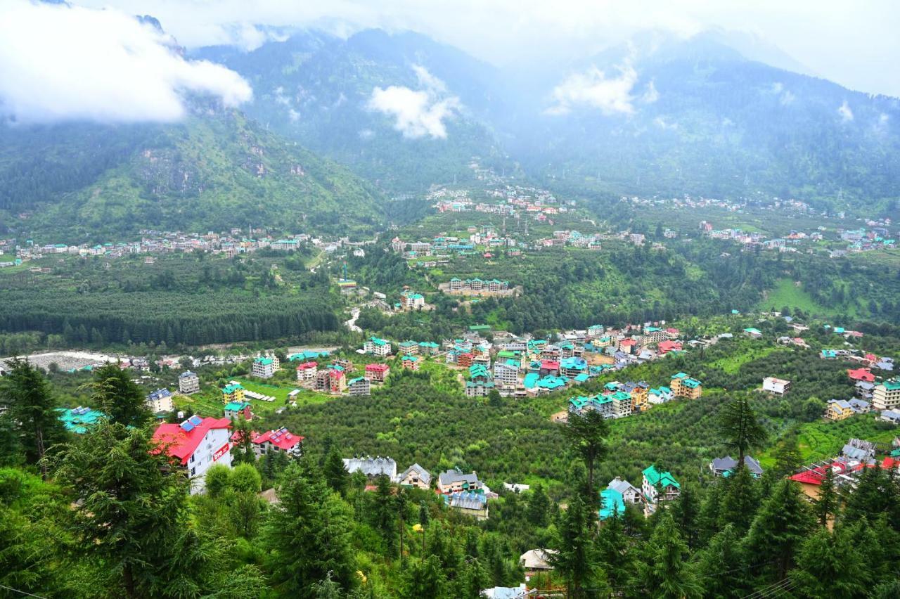Highq Manali Hotel Bagian luar foto